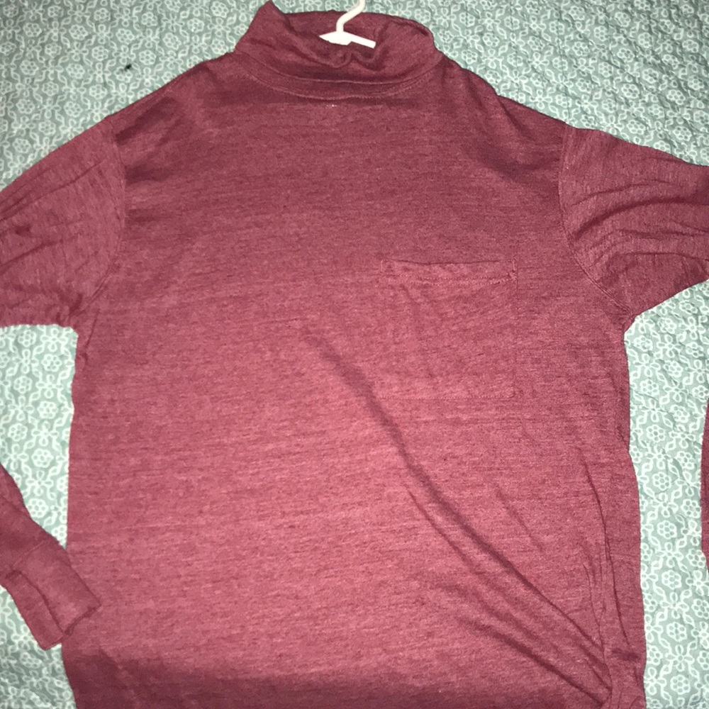 Turtle neck w pocket